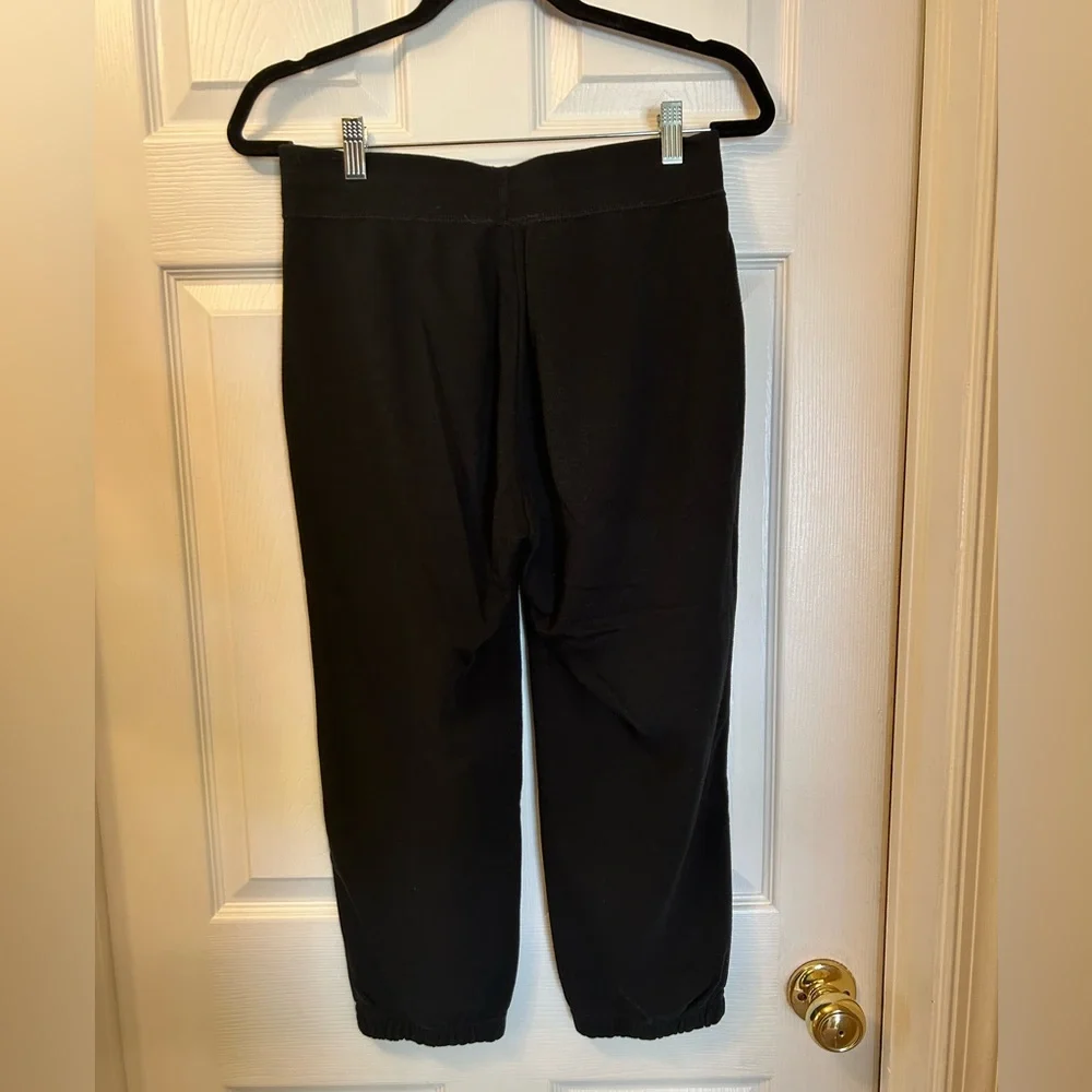 Women’s Nike Black Cropped Sweatpants - Picture 2 of 4